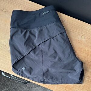 Lululemon Speed Up Black Athletic Short 2.5”